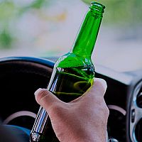 «Вчера пил, сейчас еду за пивом»: водитель попался полиции с 1,5 промилле