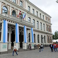 Рейтинги политиков Рижской думы катастрофически падают: цифры