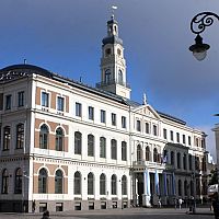 Премии за косяки получены? У рижан возникли неприятные вопросы из-за променада