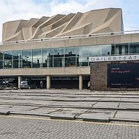 «Это кринжовая эстетика»: художник по свету требует извинений от худрука театра «Дайлес»