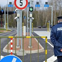 Перепродавали за 300-500 евро: Кабмин закрыл лазейки для мошенников в электронной очереди на границе