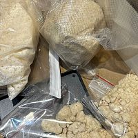 В Эстонии задержали гражданина Латвии: пытался ввезти наркотики В Эстонии задержали гражданина Латвии: пытался ввезти наркотики