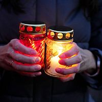 За каждого умершего по 200 евро: полицейских подозревают в сговоре с похоронными фирмами