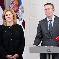 Бог все может изменить к лучшему: Ринкевич и Силиня поздравили латвийцев с Рождеством