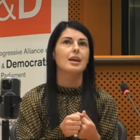 Мне стало так стыдно! Петкевич о финансовом требовании к пенсионерам с российскими паспортами