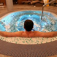 С сауной и джакузи? В концертном зале хотят устроить убежище за 700 тысяч евро