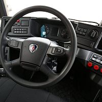 Скользко? Ночью в кювет съехал пассажирский автобус Скользко? Ночью в кювет съехал пассажирский автобус