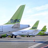 «airBaltic» больше не будет летать «хоть в тундру, хоть в тайгу» и не потратит ни одного лишнего евро: министр