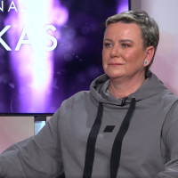 «Запретить и устранить»: Линда Мурниеце сравнила сбор мусульман для молитвы с празднованием 9 мая