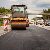 Уже завтра: надолго закрывается важный участок латвийской автомагистрали