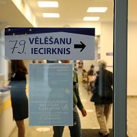 Возникает соблазн удержаться у власти, отменив итоги выборов: политолог о грозящей Латвии опасности