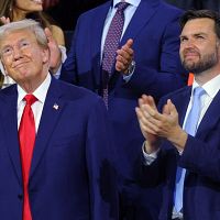 Axios: Иран согласился на второй тур переговоров с США, Вэнс вылетает в Исламабад