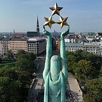 В госучреждениях только на латышском: Сейм передал законопроект Нацблока комиссиям