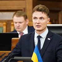 Олигархи будут против! Откажемся от бизнеса ради безопасности: депутат Сейма