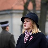 Наш стержень — латышские ценности: Силиня поздравила латвийцев с 18 ноября