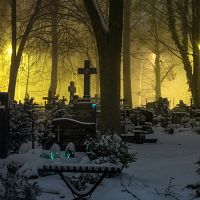 «Сносить могилу и освобождать место?» Именно так, исключений нет в законе