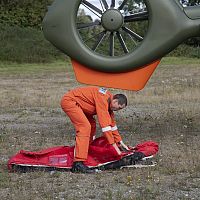 В Латвии предлагают создать службу медицинских вертолётов; где взять денег? В Латвии предлагают создать службу медицинских вертолётов; где взять денег?