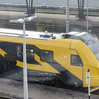 Похоже на самоубийство? Мужчина попал под поезд у станции Засулаукс