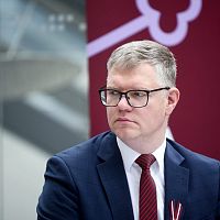 «Дети говорят как им хочется»: Кирсис не видит возможности запретить русский язык на переменах