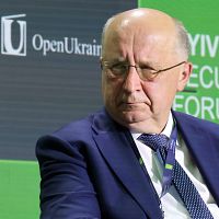 Кубилюс: Евросоюзу нужна единая армия из 100 000 солдат