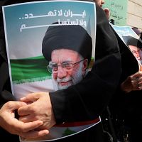 После угроз Трампа аятолла Хаменеи переехал в бункер, иранская армия обещает стоять насмерть