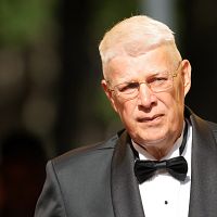 «Оставим Маэстро в покое!» Затлерс оправдывает Праздник песни Паулса