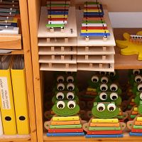 В Риге закрывают 10 детских садов. Дети кончились!