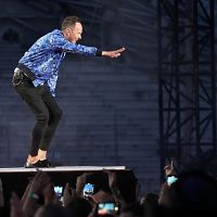 Фанаты Prāta vētra вытоптали газон. Группа полностью возместила ущерб Елгаве