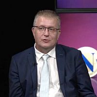 Советник министра финансов: государство должно слезть с шеи предпринимателей Советник министра финансов: государство должно слезть с шеи предпринимателей
