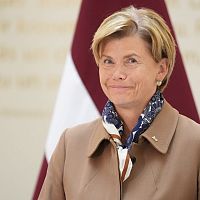 Что пить будем? Байба Браже предложила свой напиток в ответ на вздох Кайи Каллас