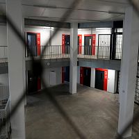 Этапом из Лиепаи в Лиепаю: заключенных перевели в новую тюрьму