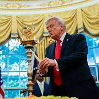 Через 20 лет Европа уже не будет европейской: Трамп беспокоится за нас Через 20 лет Европа уже не будет европейской: Трамп беспокоится за нас