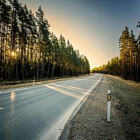 Осторожно, обледенение! Проезд по главным автодорогам Латвии местами затруднён Осторожно, обледенение! Проезд по главным автодорогам Латвии местами затруднён