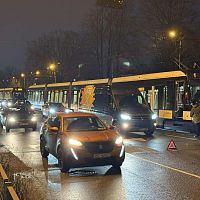 Трамваи в Иманту встали: образуется огромная пробка (ФОТО)