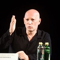 Re:Check перечитал чиновников и опроверг Херманиса. Но бюджетник-то — каждый третий!