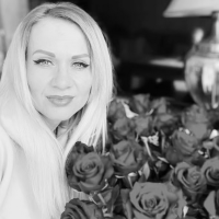 Стало известно, кем была женщина, погибшая в Даугаве; семья просит помощи Стало известно, кем была женщина, погибшая в Даугаве; семья просит помощи