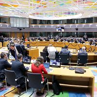 Надо добиться мира через силу: Браже выступила в Брюсселе Надо добиться мира через силу: Браже выступила в Брюсселе