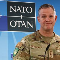 Европа прекрасно справится с меньшим количеством войск США, американский генерал