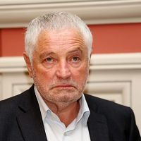 Цеховала будут судить, Зайцеву объявили в розыск: подробности дела «Дома Москвы» Цеховала будут судить, Зайцеву объявили в розыск: подробности дела «Дома Москвы»