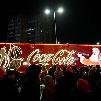 Уже завтра: грузовик Coca-Cola прибывает в Ригу из Вильнюса