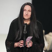 Сердце — съедено, святотатство — не найдено. Полиция закрыла дело против Бректе за акцию на кладбище