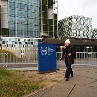 В России вынесли приговор прокурору Международного уголовного суда, США хотят наказать весь суд