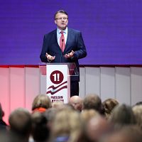 На кандидата от партии Шлесерса возбудили дело о подкупе избирателей: угадайте — он хоть прошёл? На кандидата от партии Шлесерса возбудили дело о подкупе избирателей: угадайте — он хоть прошёл?