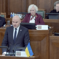 Страна «живет в долг»: оппозиция критикует коалицию