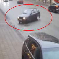 А вот так не надо делать! Попытка дрифта на Бривибас кончилась плохо (ВИДЕО)