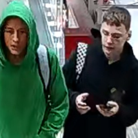 Нужна помощь: полиция просит опознать двоих парней (ФОТО)