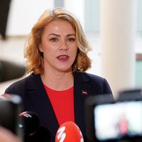 День без чудес: Силиня снова удержалась в кресле премьера