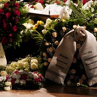 Сегодня похоронили Ульяну Семенову: движение в центре Риги было частично перекрыто. ФОТО