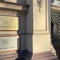 Андрис Бите в шоке: в перенесенный выходной чиновники не работают?