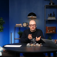 Латышский под угрозой, а русские — не меньшинство: Ланга взъелась на Ханова Латышский под угрозой, а русские — не меньшинство: Ланга взъелась на Ханова